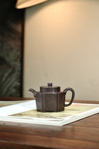 耿浩方器 礼藏双绝｜紫砂界80后方器巨匠巅峰臻品《明清家具窗壶》原矿优质老紫泥·330cc