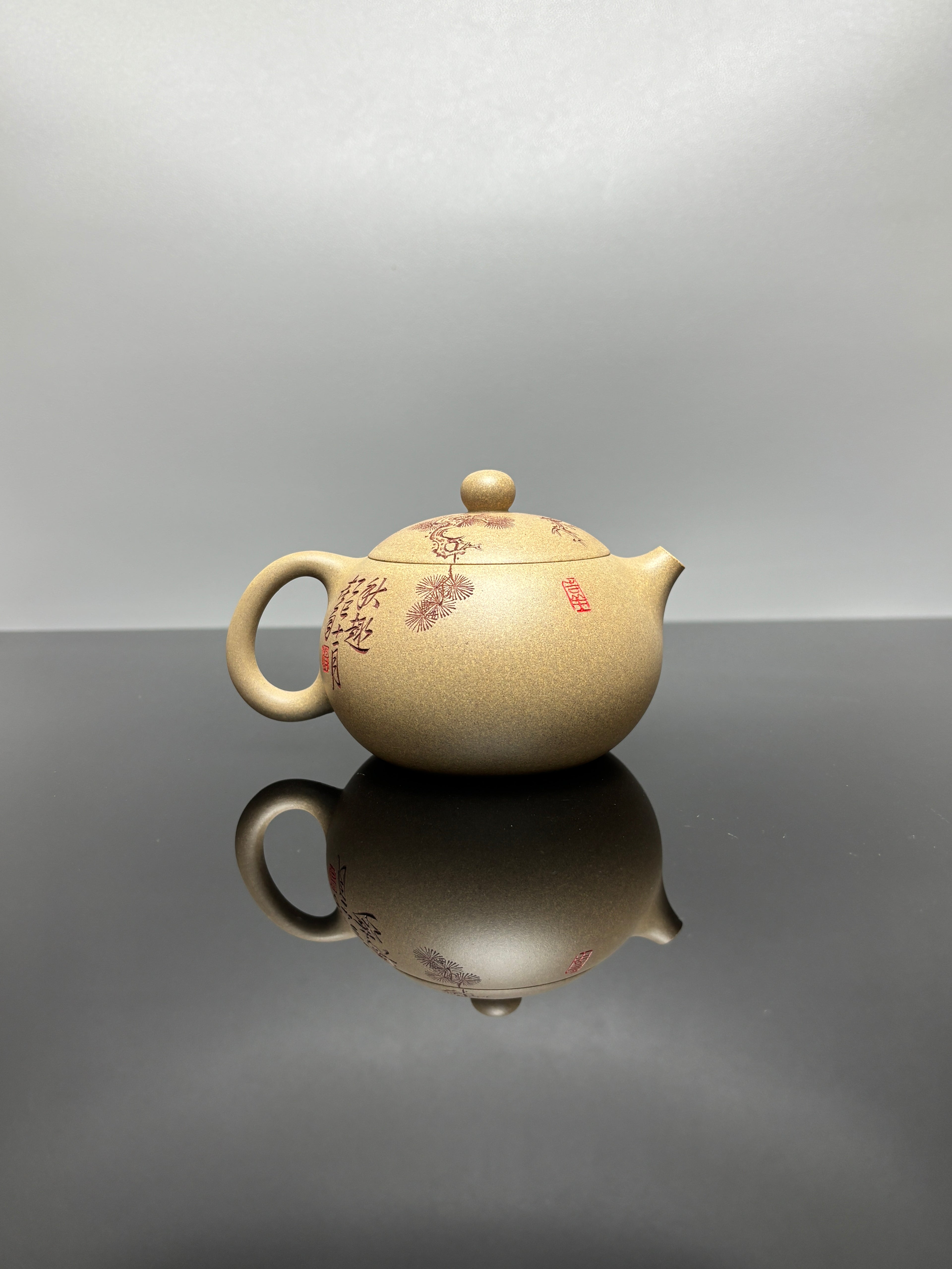 杨喜雨大师顶流臻品《西施壶》形神兼备·礼藏双宜·传世重器——原矿优质段泥·300cc