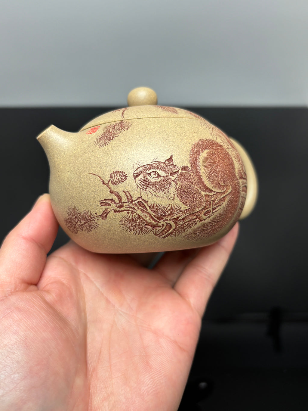 杨喜雨大师顶流臻品《西施壶》形神兼备·礼藏双宜·传世重器——原矿优质段泥·300cc
