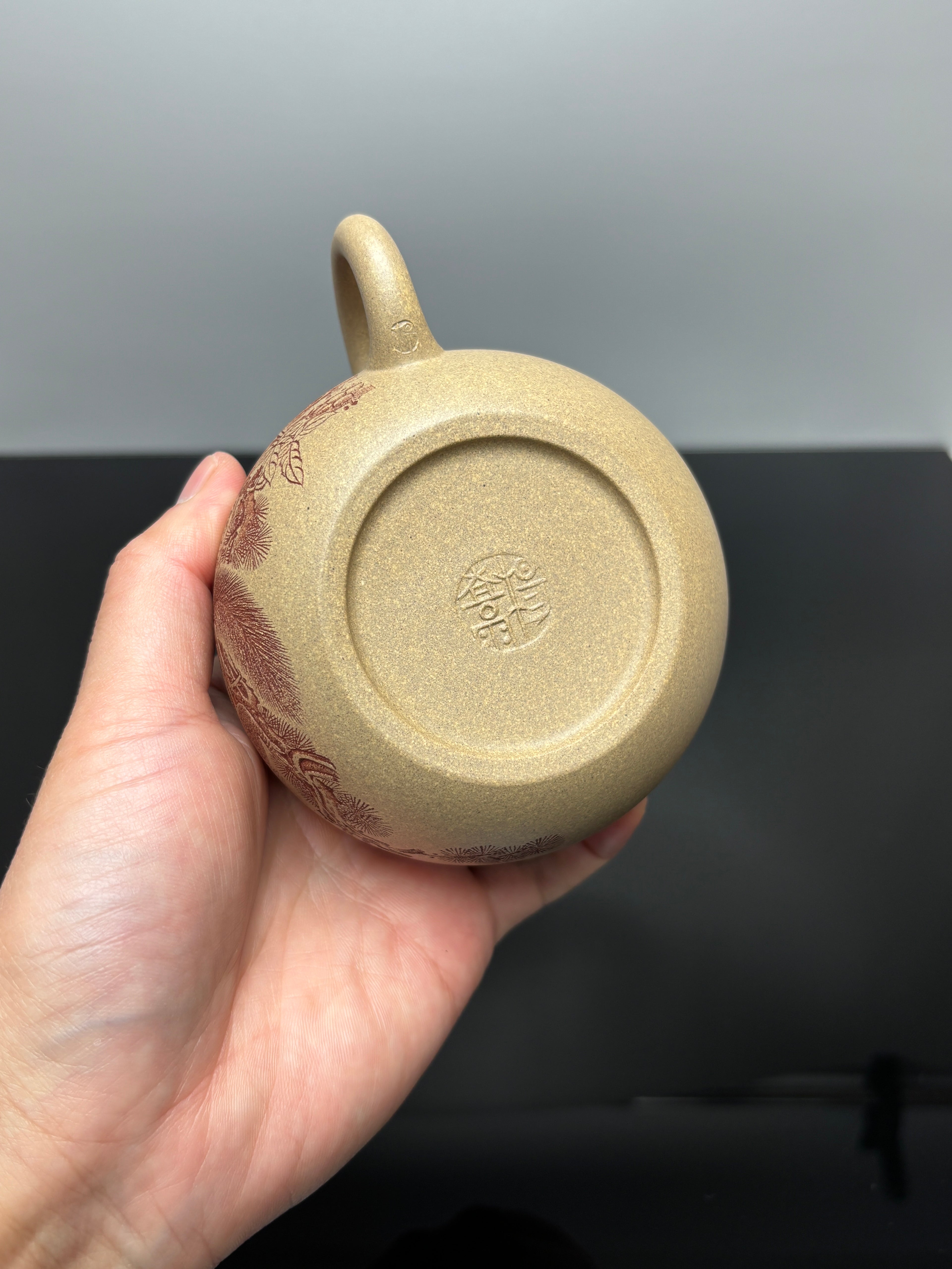 杨喜雨大师顶流臻品《西施壶》形神兼备·礼藏双宜·传世重器——原矿优质段泥·300cc