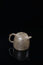 储立之大师传世典藏重器《高井栏壶》是礼藏双宜首选的高端艺术品！  ——原矿优质 蟹壳青·500cc