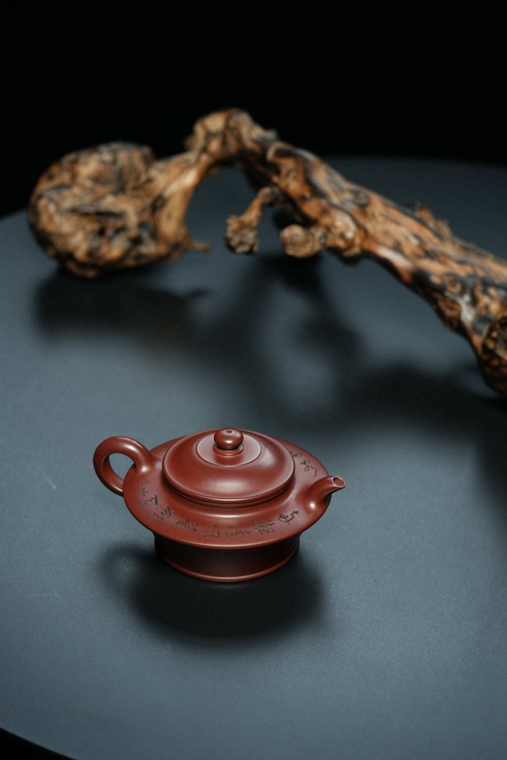储立之大师传世典藏重器《虚扁壶》是礼藏双宜首选的高端艺术品！  ——原矿优质 龙血砂·200cc