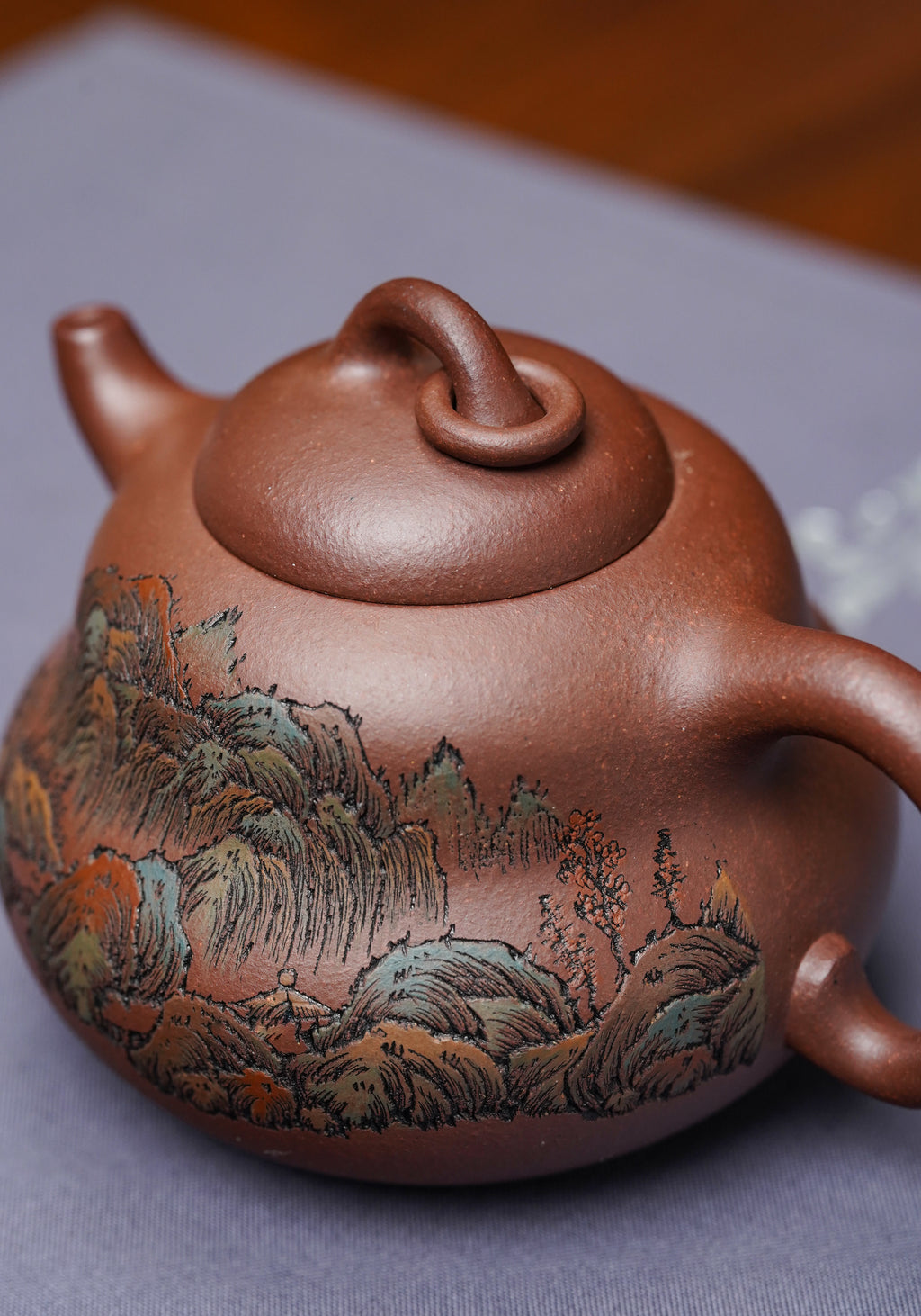 紫砂界彩刻山水标杆·李峰大师｜恭王府馆藏臻品《葫芦壶》礼藏双绝传世重器！  ——原矿优质底槽清·220cc
