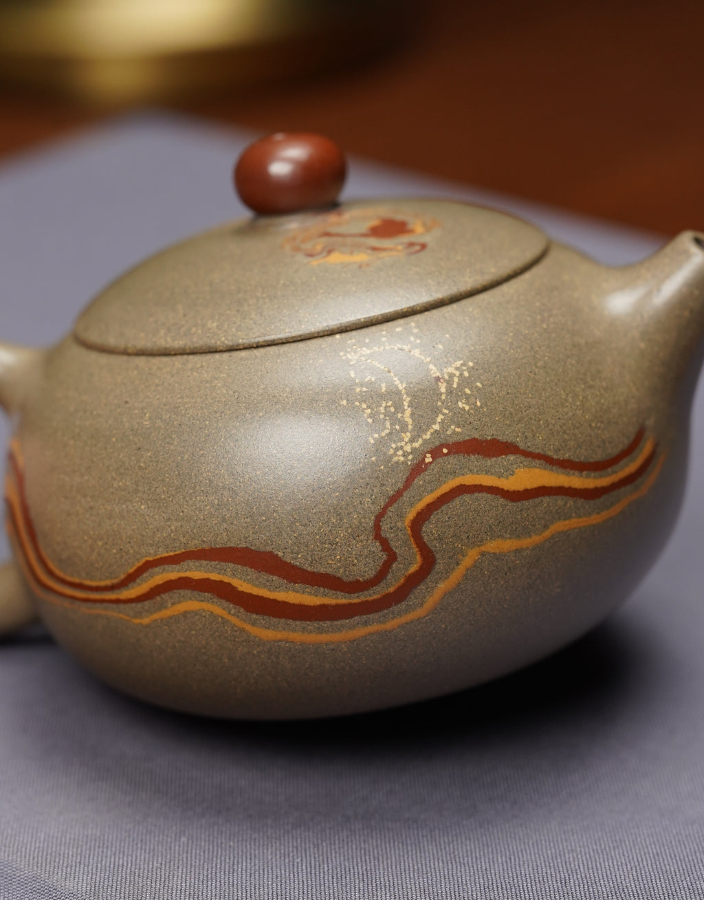 范泽锋高徒·邱爽紫砂潜力重器《流云西施壶》是您礼藏皆宜的高端艺术品👍  ——原矿优质蟹壳青段·200cc