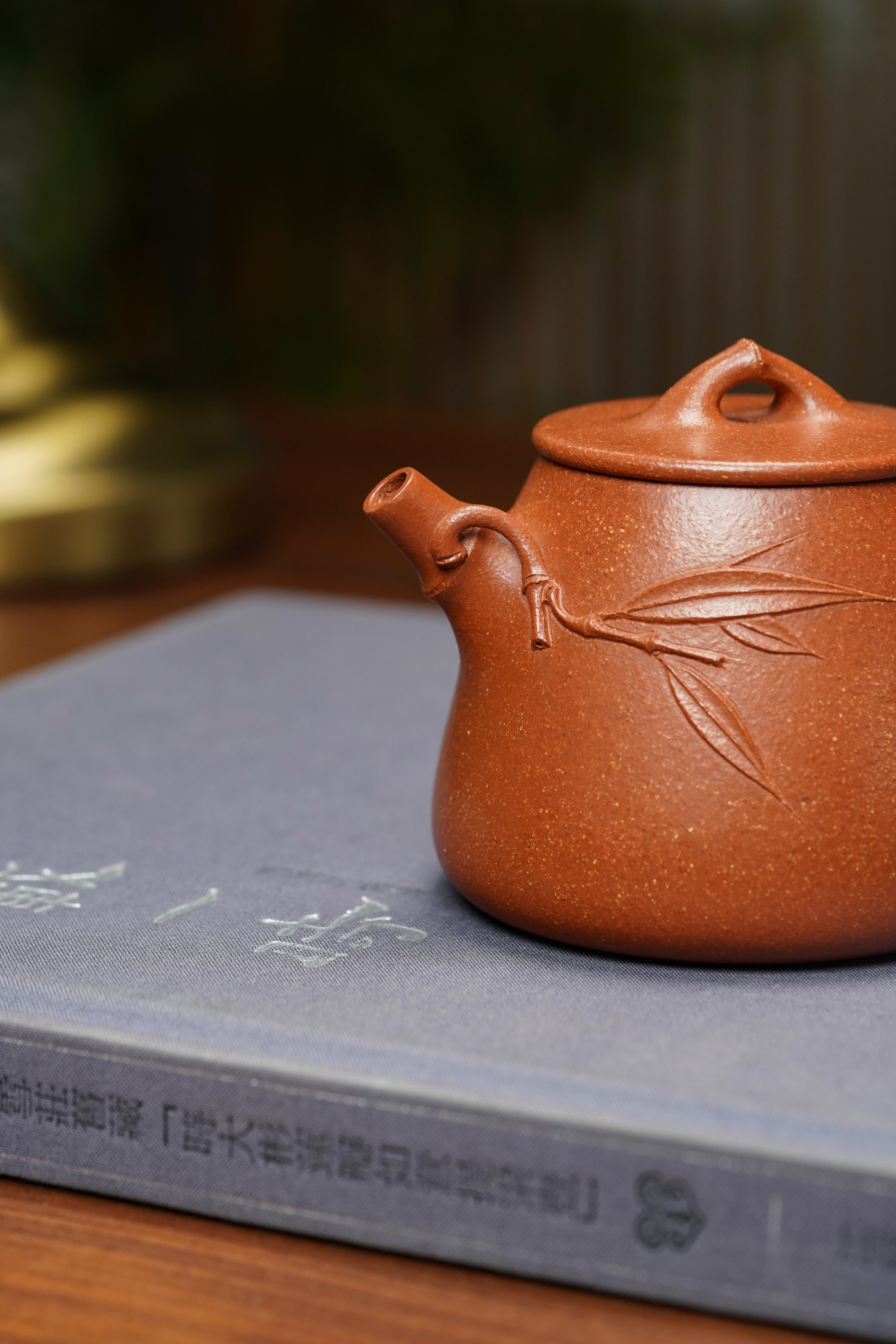 范泽锋高徒·邱爽紫砂潜力重器《竹节高石瓢》是您礼藏皆宜的高端艺术品👍  ——原矿优质金降坡·230cc