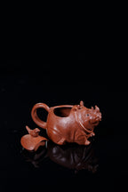 紫砂犀牛🦏壶《卧犀听羽》 ——原矿降坡泥·150cc ——实力派陶艺家·焦勇