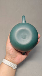 【仿古如意】 泥料：原矿绿泥 容量：350cc    孔数：14孔