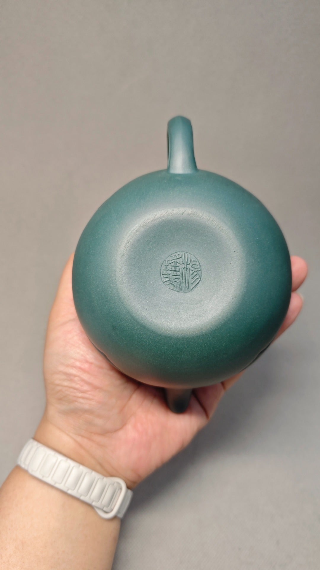 【仿古如意】 泥料：原矿绿泥 容量：350cc    孔数：14孔