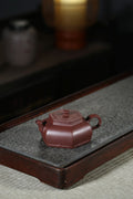 【扁灯】 制壶：范林强 （国家级助理工艺美术师） 泥料：原矿紫泥 容量：220cc