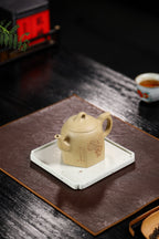 【六方秦权】 泥料：原矿本山段泥 容量：280cc    孔数：7孔