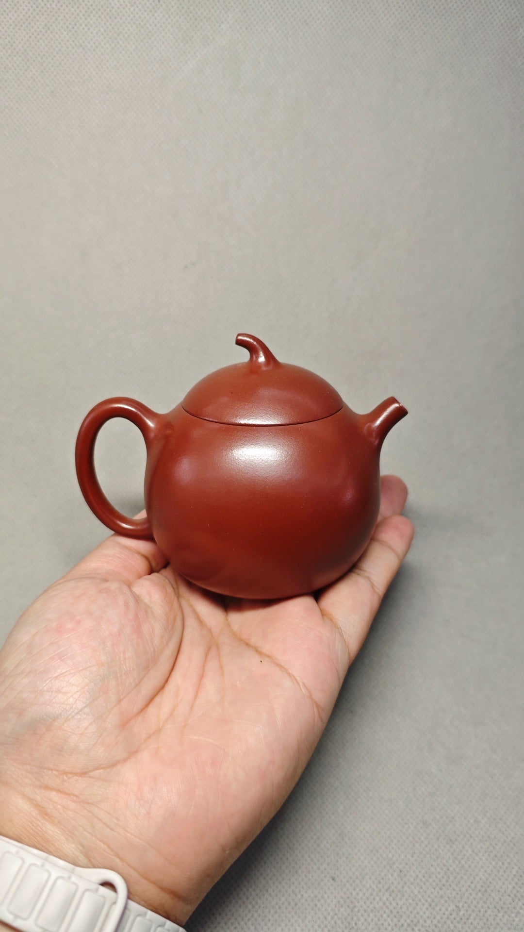 【茄段】 泥料：原矿龙血砂 容量：160cc    孔数：内推球孔