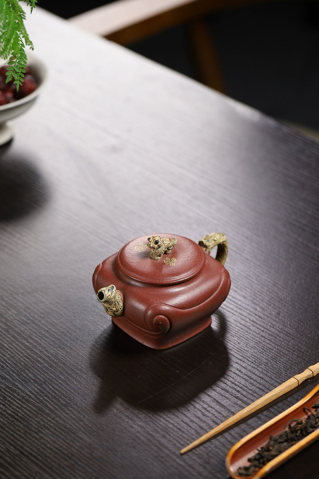 【祥龙献瑞】 泥料：原矿底槽清（绞泥） 容量：300cc    孔数：7孔