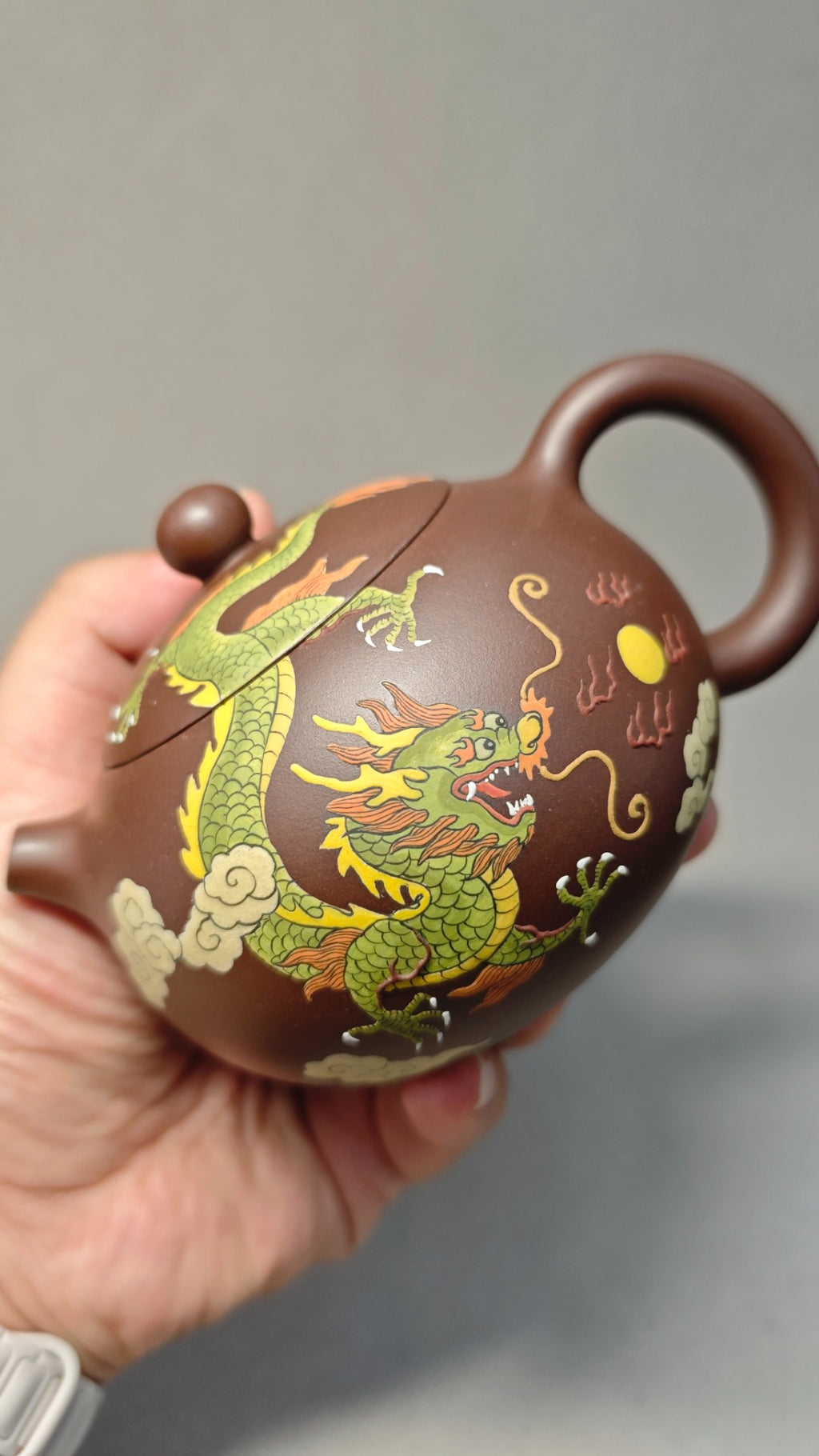 【西施】泥绘 泥料：原矿紫泥 容量：250cc    孔数：9孔