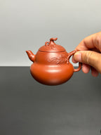 紫砂朱韵 礼藏臻品｜当代朱泥标杆人物｜非遗高层次艺术人才·徐伟强亲工《葫芦壶》高端礼藏重器！  原矿优质·朱泥·150cc