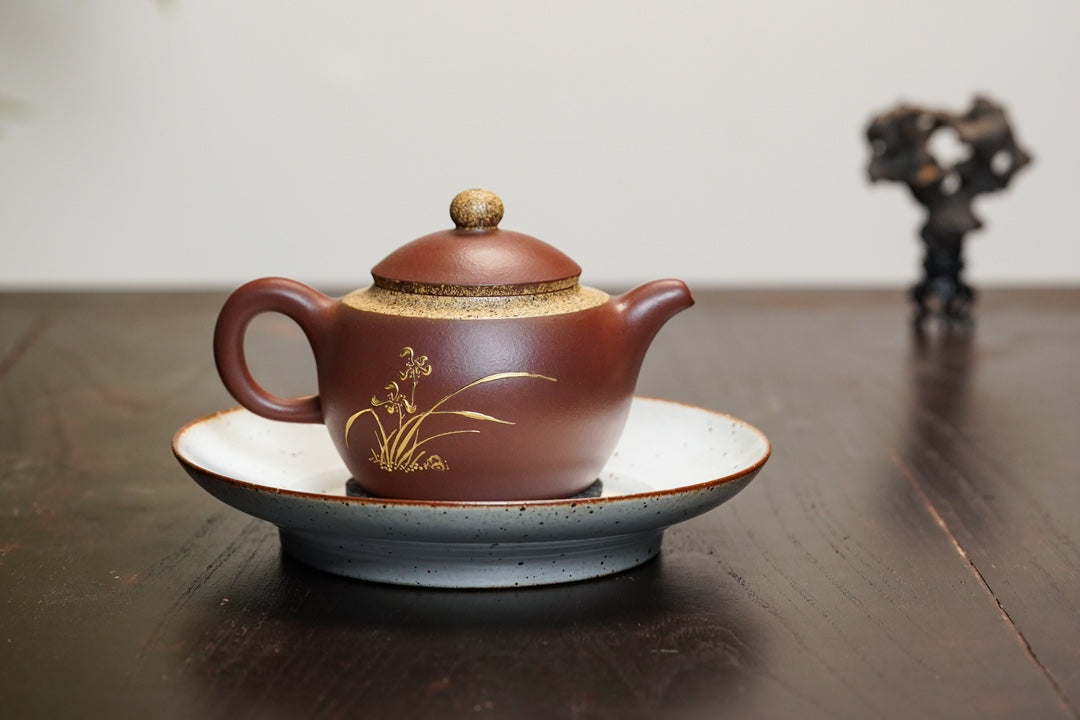 宗师泰斗·邱玉林最具代表艺术巨作《禅缘壶》极具收藏传世与馈赠价值·双顶尖重器【藏品规格】原矿优质底槽清｜450cc