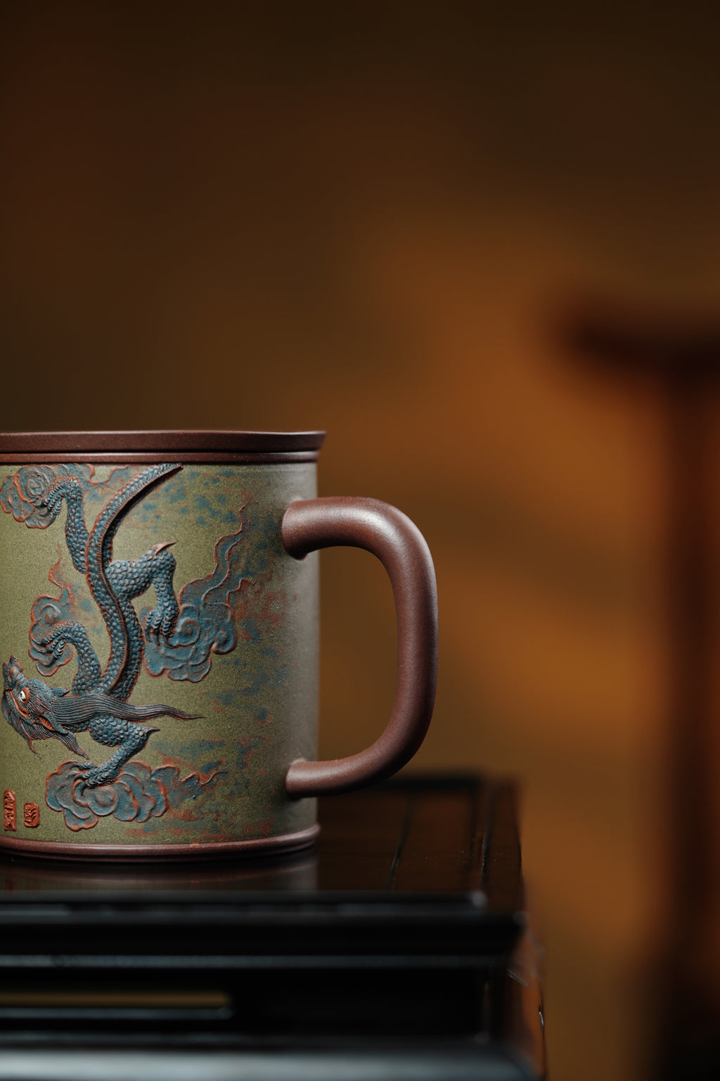 紫砂堆塑·高端臻品 | 彭金格大师孤品重器【龙来福盖杯】收藏传世·高端礼赠·藏值无量！  ——原矿优质底槽清·280cc