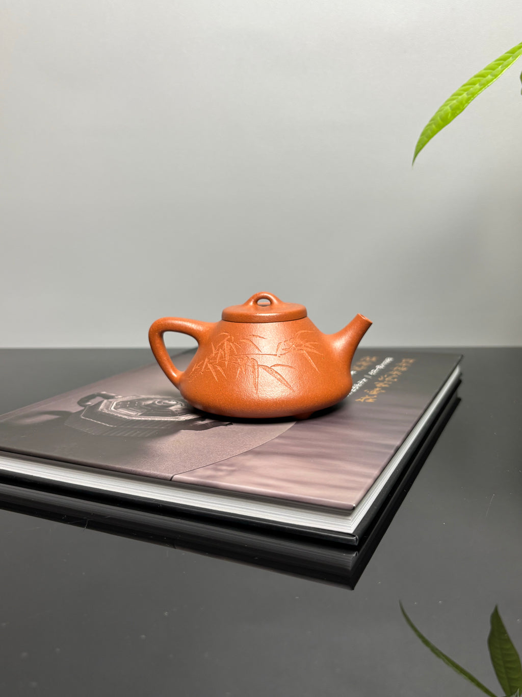 中国紫砂界当代梅王·朱炳浩(石陶）本工巅峰臻品《子冶石瓢》｜稀世臻藏·礼藏天花板重器——原矿优质金降坡·180cc