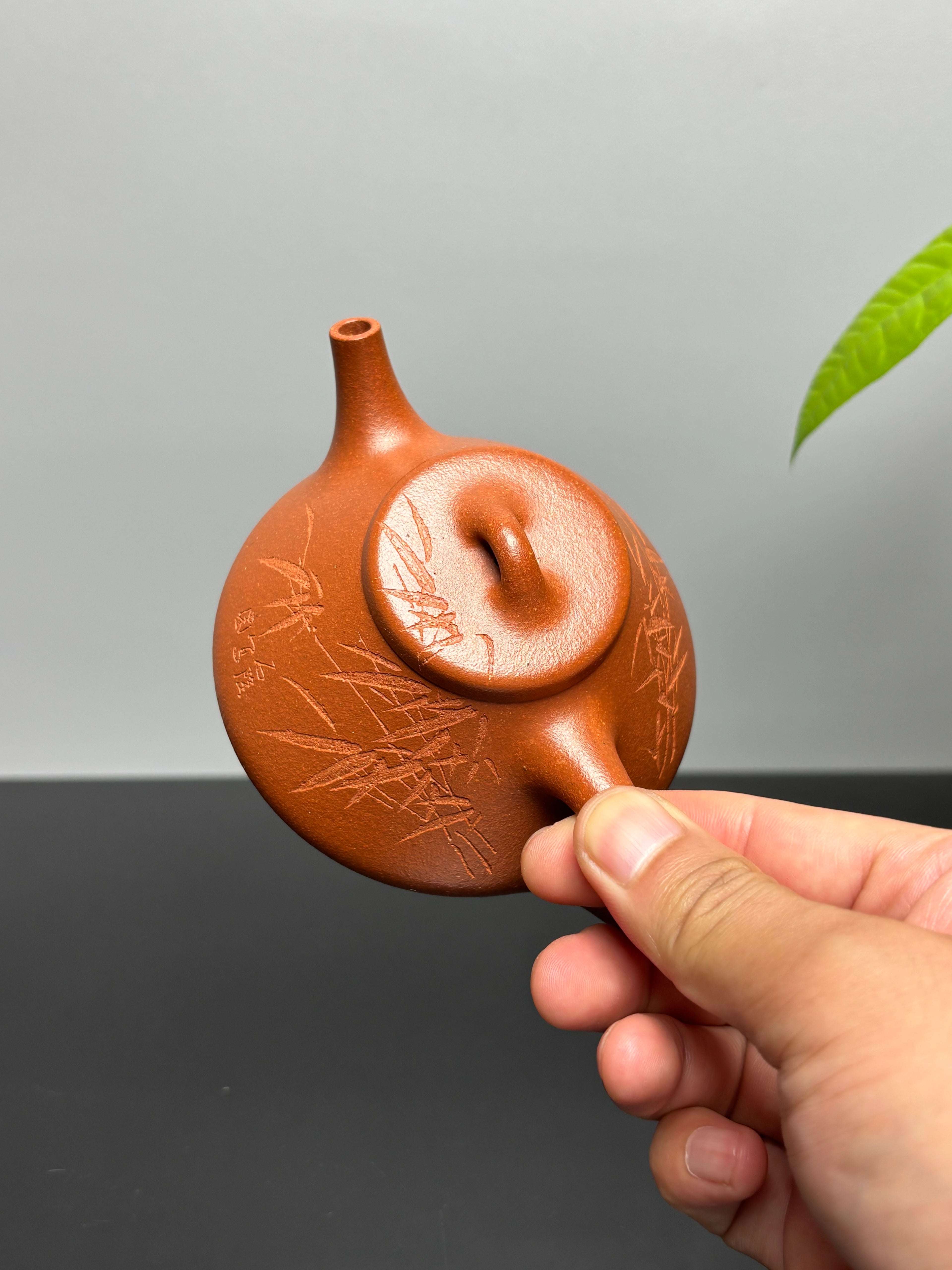中国紫砂界当代梅王·朱炳浩(石陶）本工巅峰臻品《子冶石瓢》｜稀世臻藏·礼藏天花板重器——原矿优质金降坡·180cc