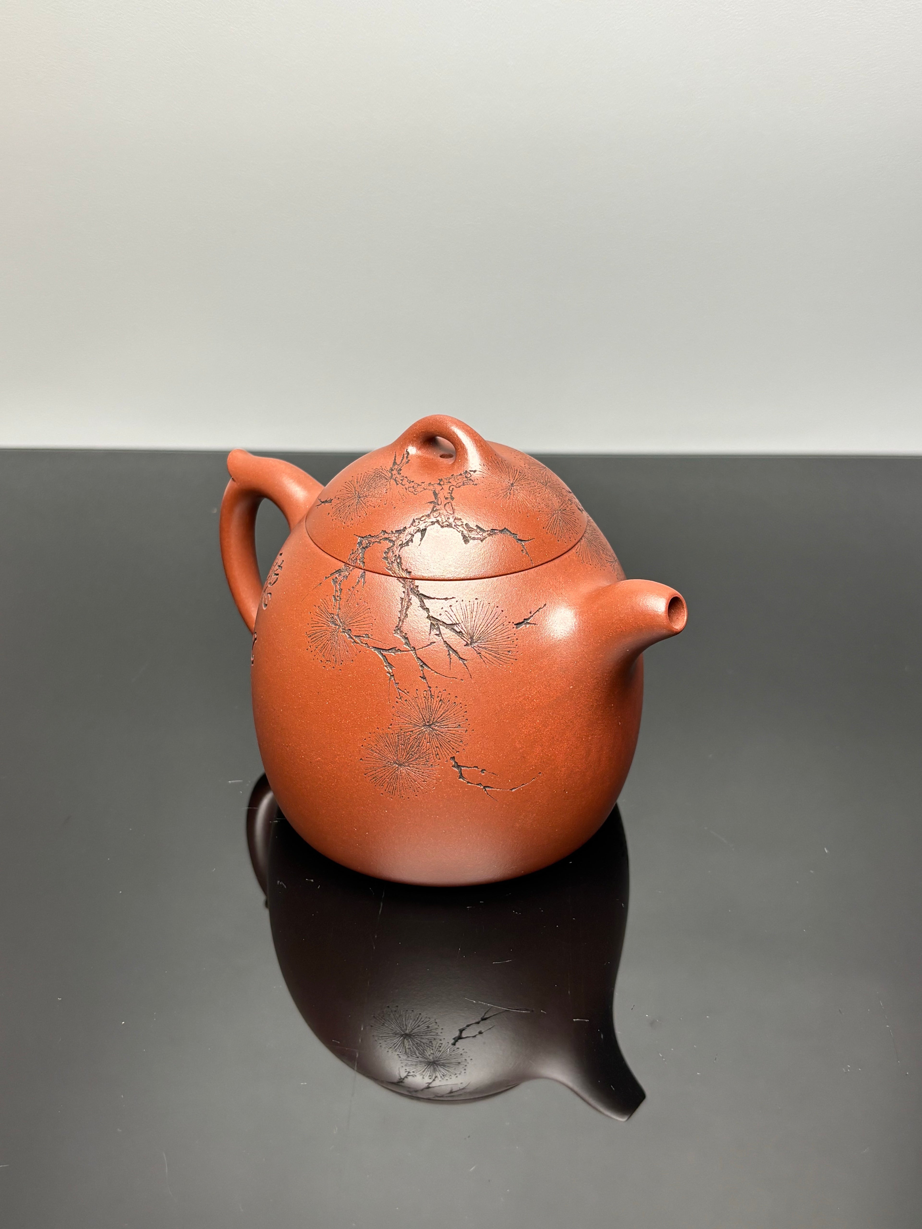 【传世紫砂 礼藏孤品】江建翔嫡传·杜益君扛鼎之作《秦权·听松壶》藏界臻选——原矿优质深井底槽清·500cc