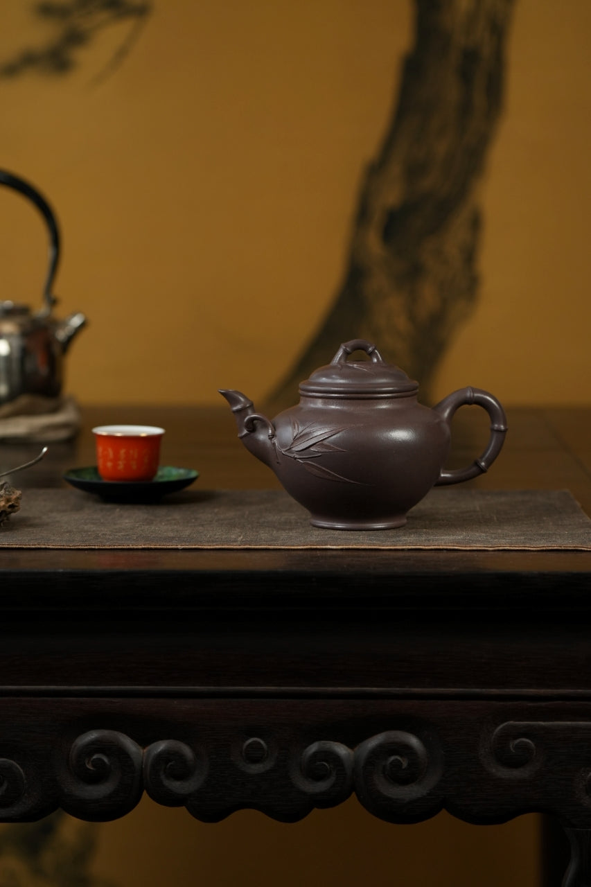 范大生嫡脉·江苏省大师范秀芳·紫砂臻品《翠竹壶》金奖作品——原矿优质天青泥·360cc（入册款代表作）