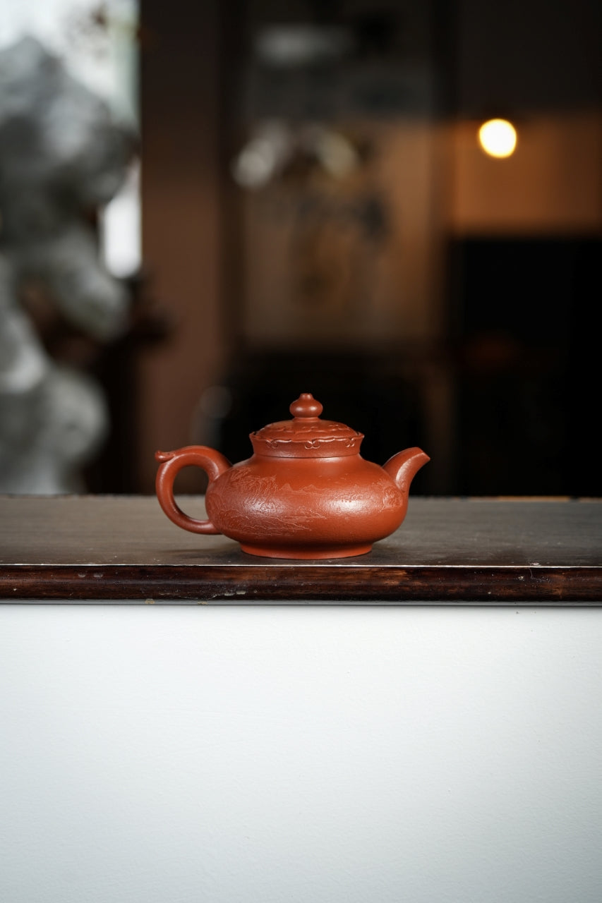范大生嫡脉｜范秀芳制 范伟群装饰｜双省大师联诀紫砂臻品·《僧帽壶》传世收藏·礼赠双绝重器！（金奖作品）