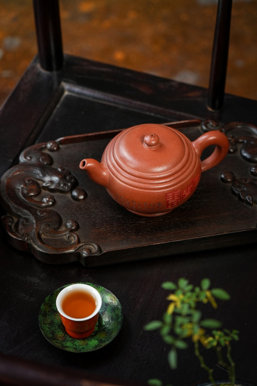 范大生嫡脉·江苏省大师范秀芳·紫砂臻品《宝鼎壶》传世收藏·礼赠双绝重器！  ——原矿优质朱泥·320cc