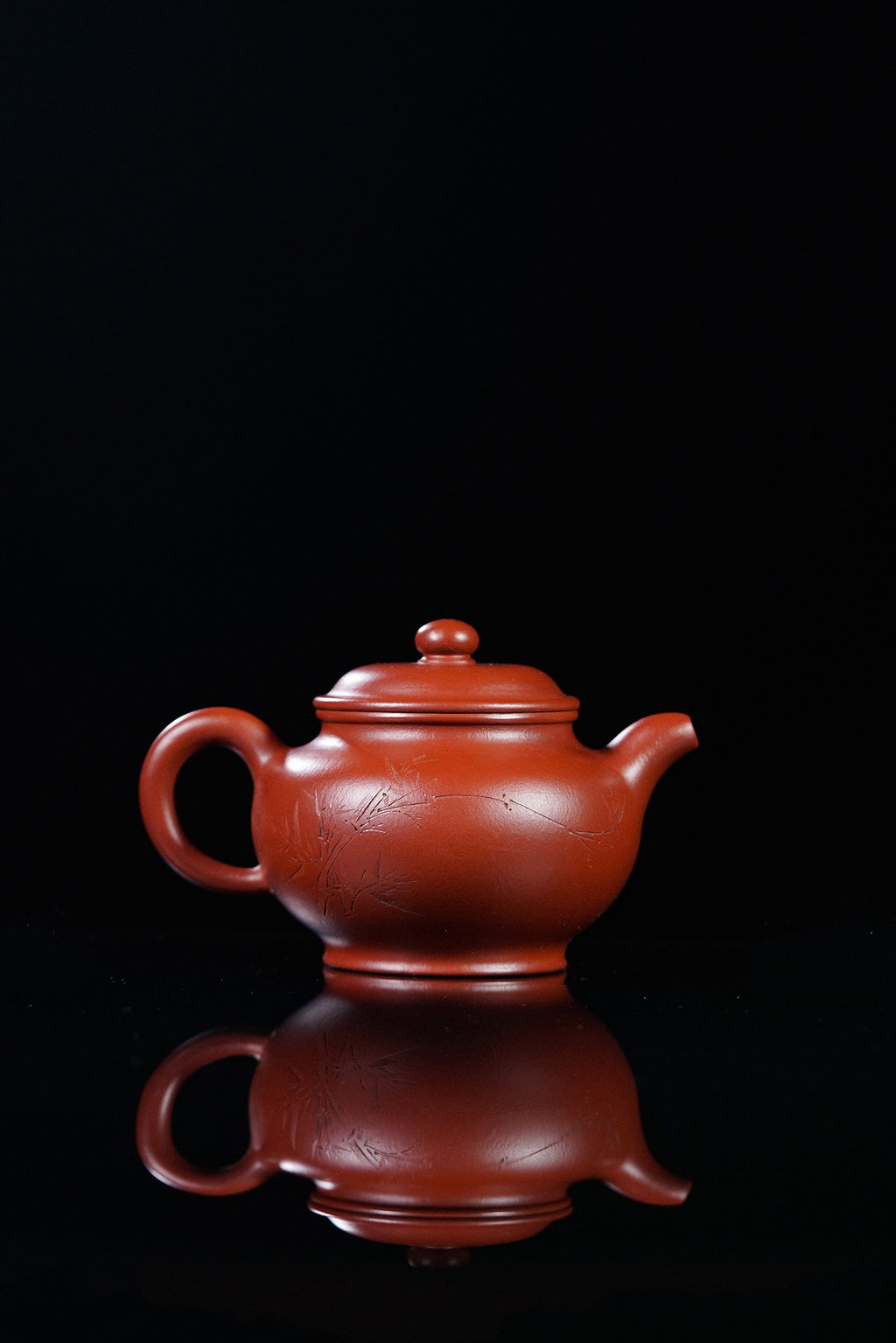 一器藏心经·紫砂纳万福｜郑求标大师｜至尊禅意臻品【掇只壶】 ——原矿优质大红袍·300cc
