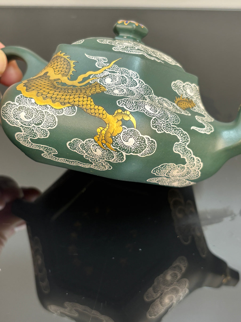 紫砂界80后方器巨匠巅峰臻品《闲者六方壶》传世收藏，藏值无量 甄选优质苏门答腊青·260cc