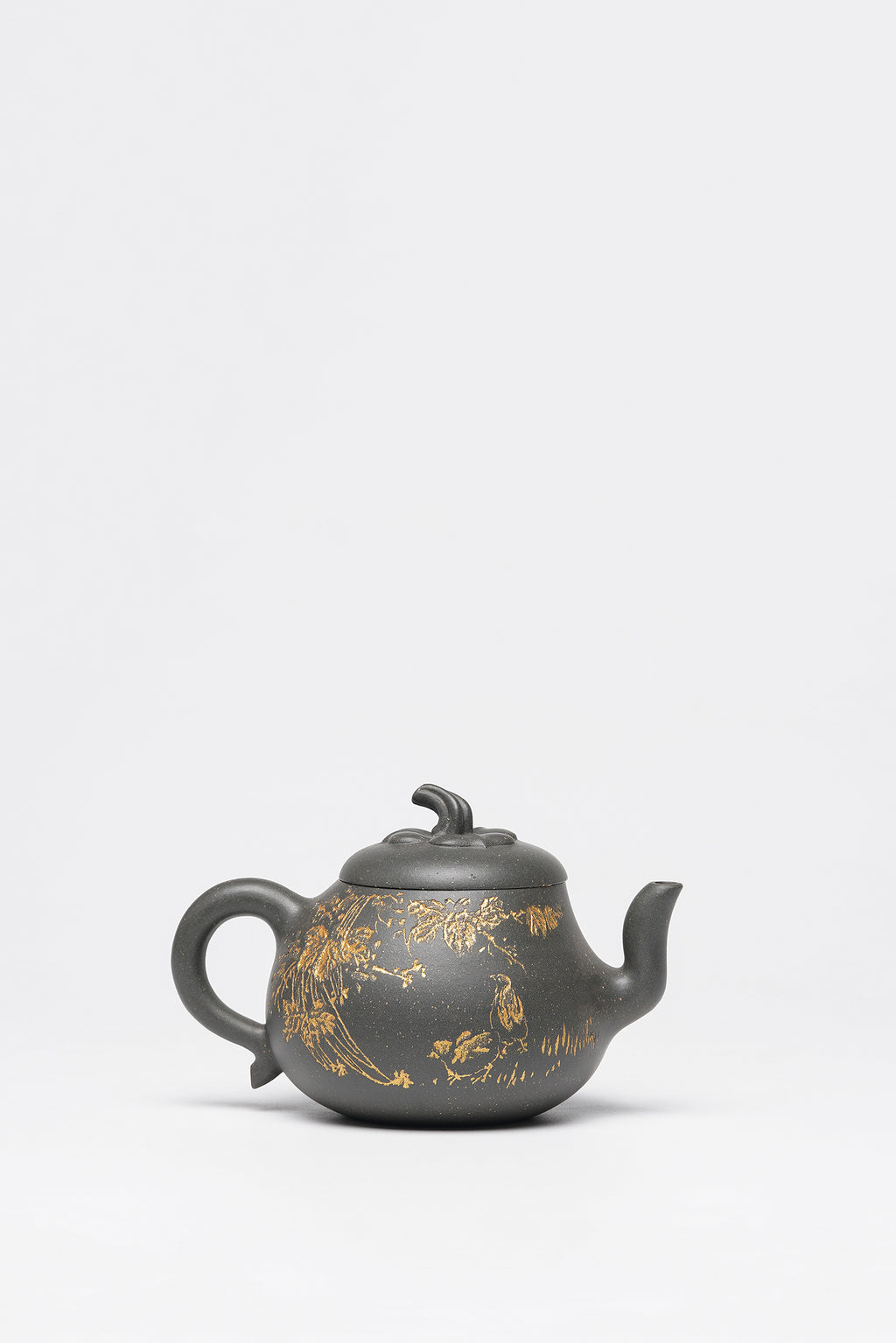 储立之大师传世典藏重器《矮茄瓜壶》是礼藏双宜首选的高端艺术品！  ——原矿优质 雪花青·300cc