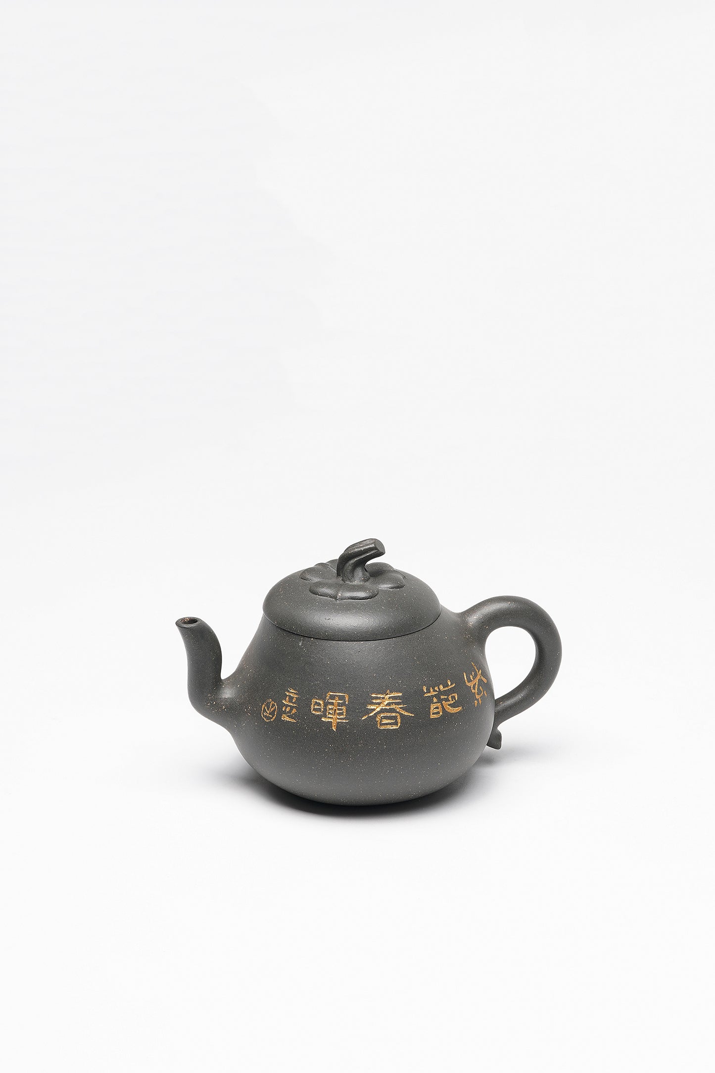 储立之大师传世典藏重器《矮茄瓜壶》是礼藏双宜首选的高端艺术品！  ——原矿优质 雪花青·300cc