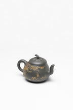 储立之大师传世典藏重器《矮茄瓜壶》是礼藏双宜首选的高端艺术品！  ——原矿优质 雪花青·300cc