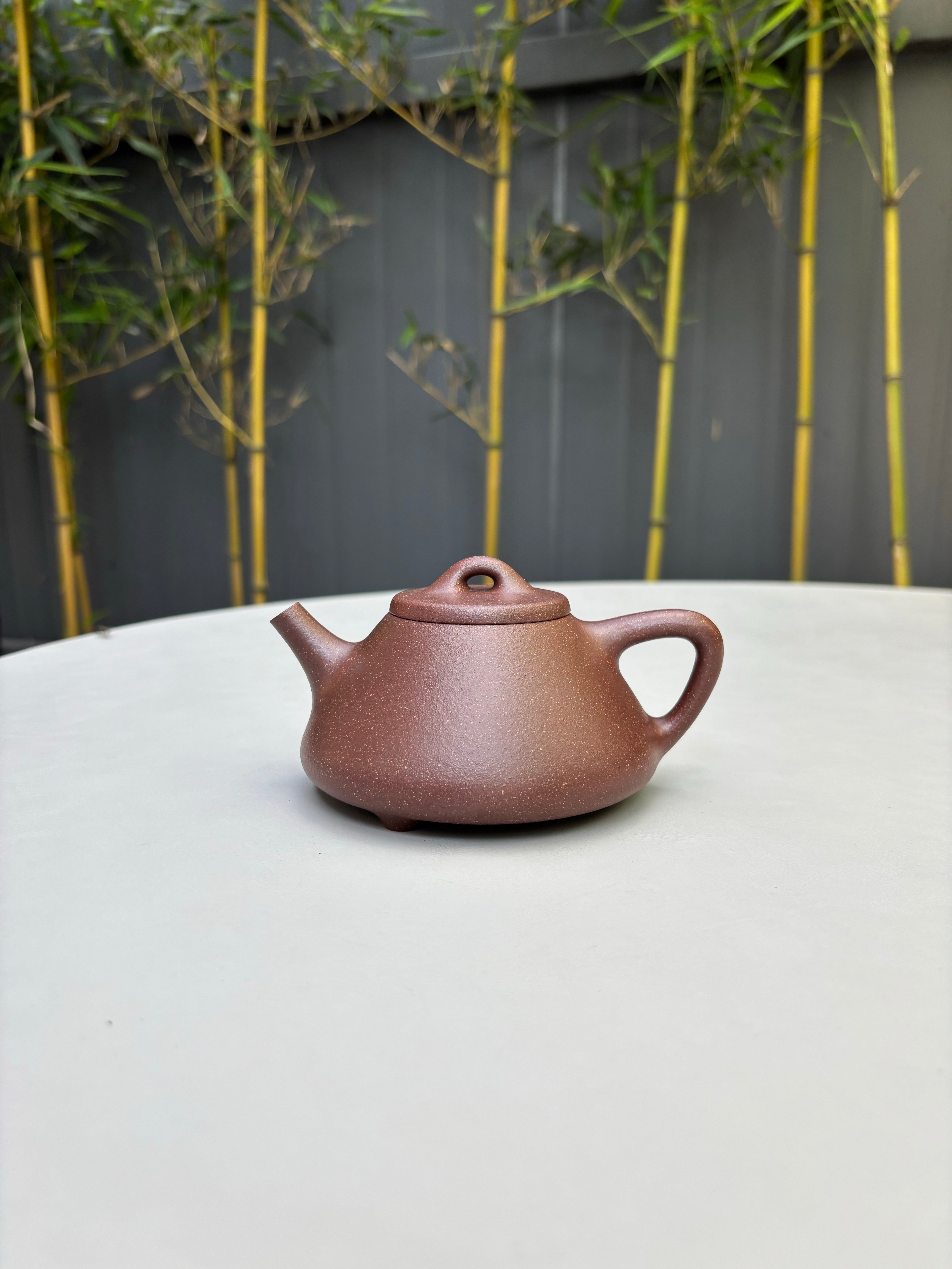 范泽锋高徒·邱爽紫砂潜力重器《子冶石瓢》是您礼藏皆宜的高端艺术品👍  ——原矿优质紫玉金砂·220cc