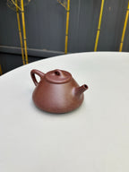 范泽锋高徒·邱爽紫砂潜力重器《子冶石瓢》是您礼藏皆宜的高端艺术品👍  ——原矿优质紫玉金砂·220cc