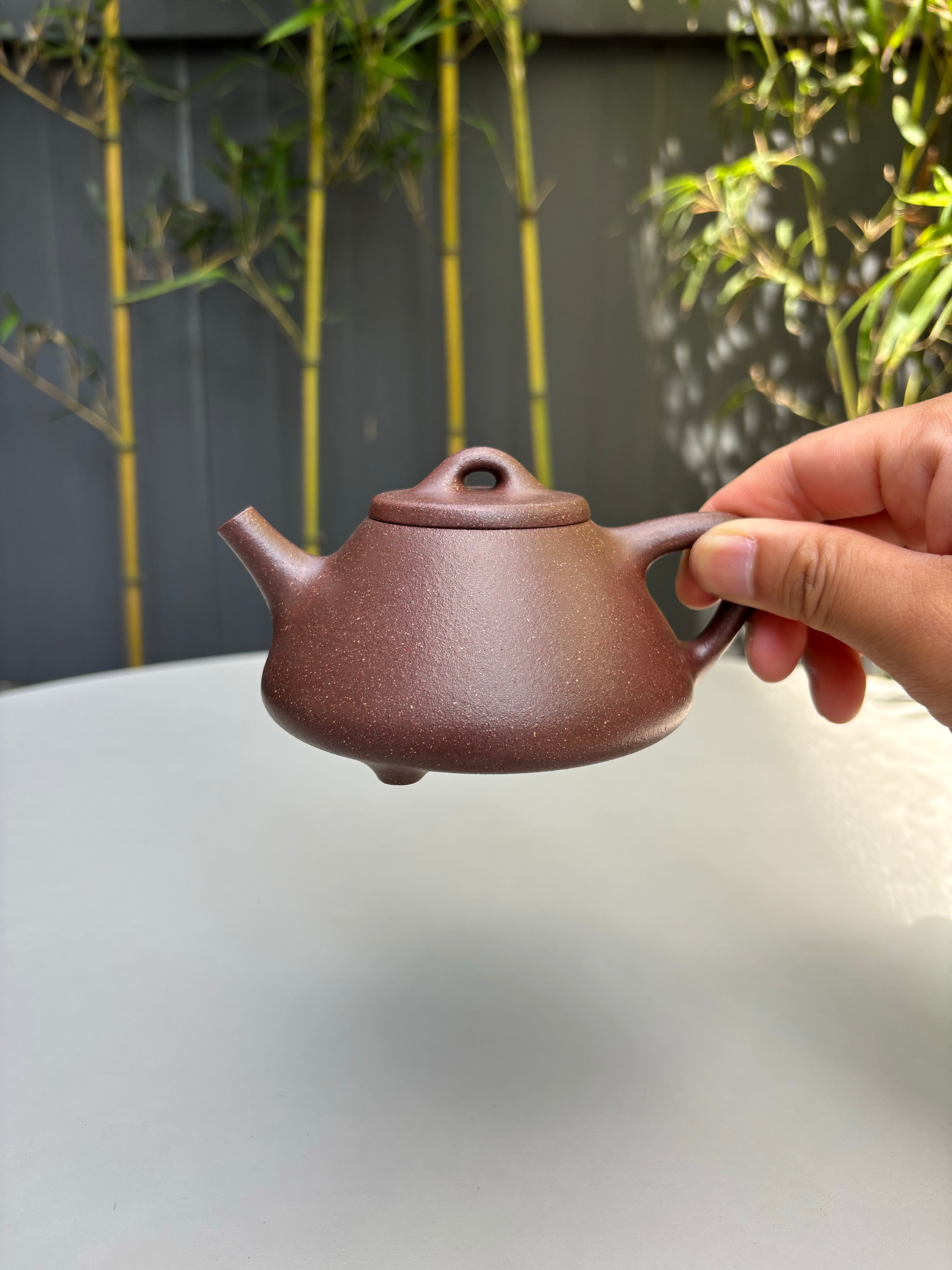 范泽锋高徒·邱爽紫砂潜力重器《子冶石瓢》是您礼藏皆宜的高端艺术品👍  ——原矿优质紫玉金砂·220cc