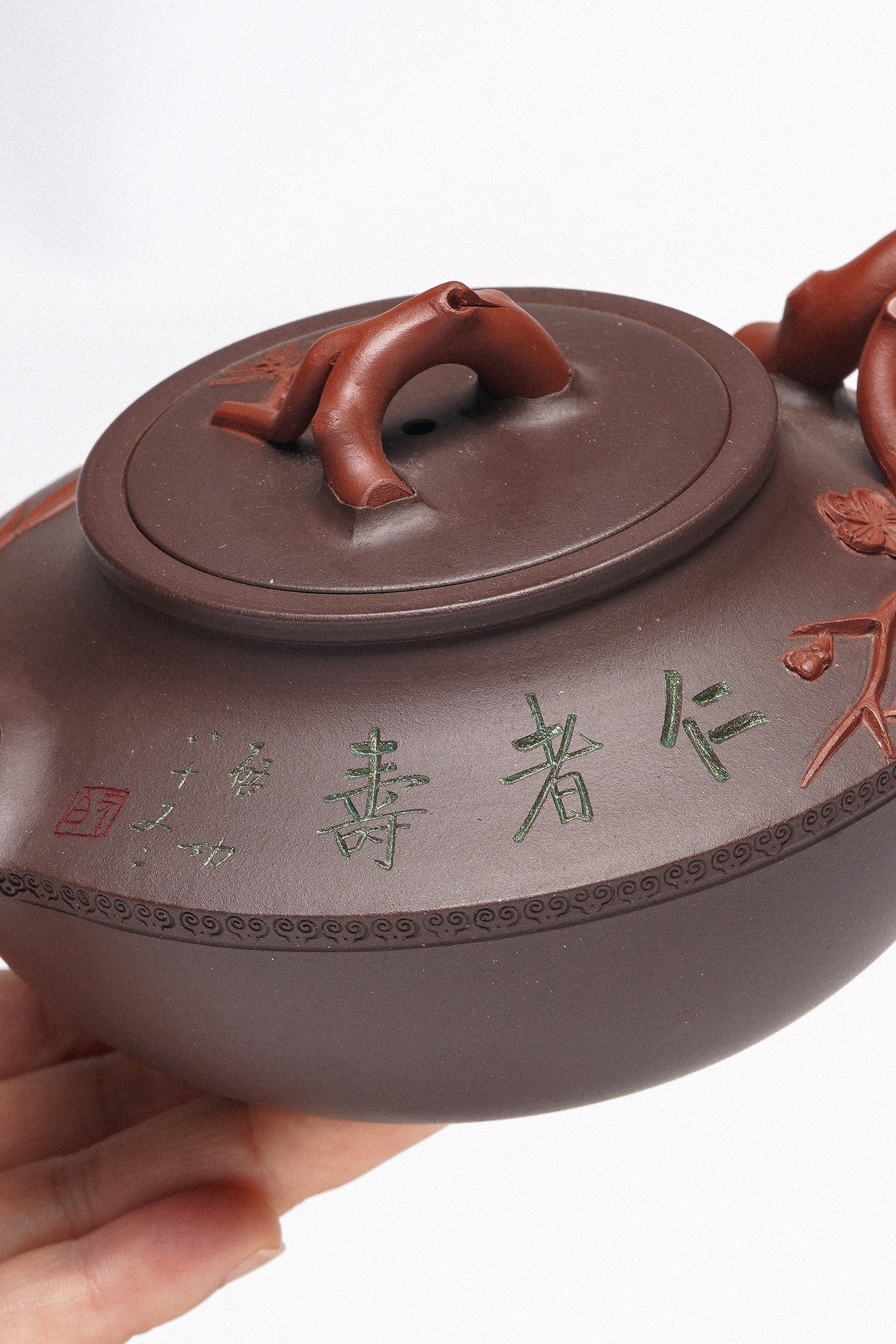 周建春大师扛鼎之作《岁寒三友壶》是收藏与礼赠皆宜的高端艺术品——原矿优质老紫泥双拼·400cc