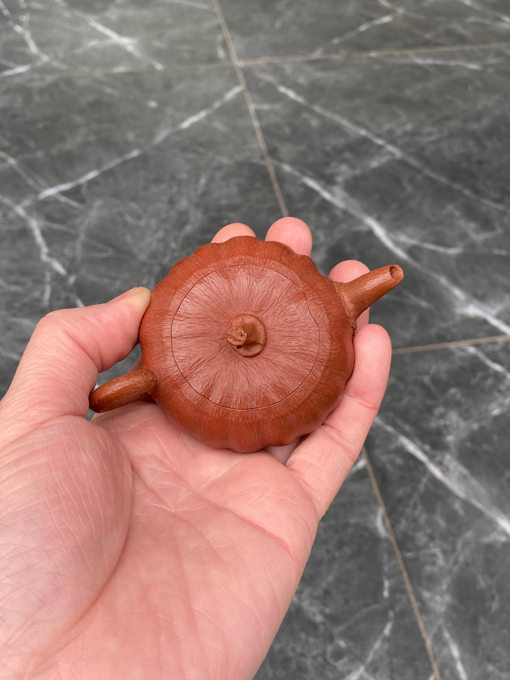 超级紫砂小南瓜壶（双色款）·70CC精品把玩器，内推球孔 手工制作·高端茶客必备 小草书文气十足