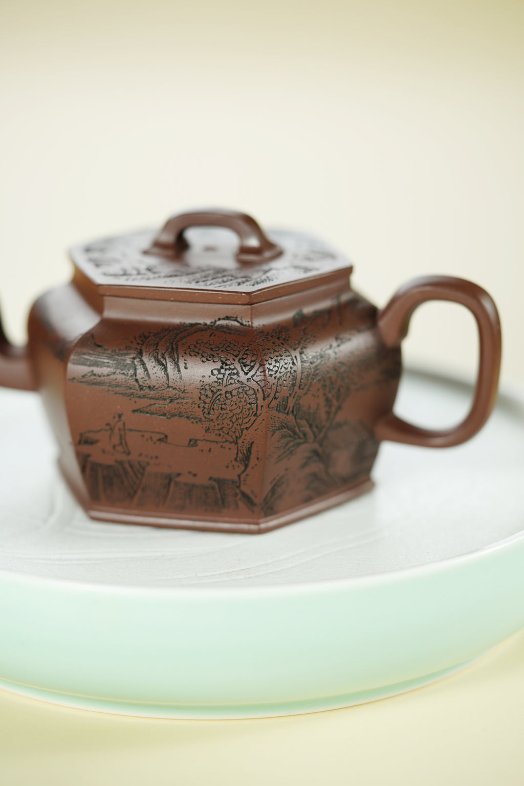 大生壶第四代嫡传·范秀芳紫砂臻品《六平盖方宫灯》——原矿优质降坡泥·260cc ——江苏省陶瓷艺术大师·范秀芳 制