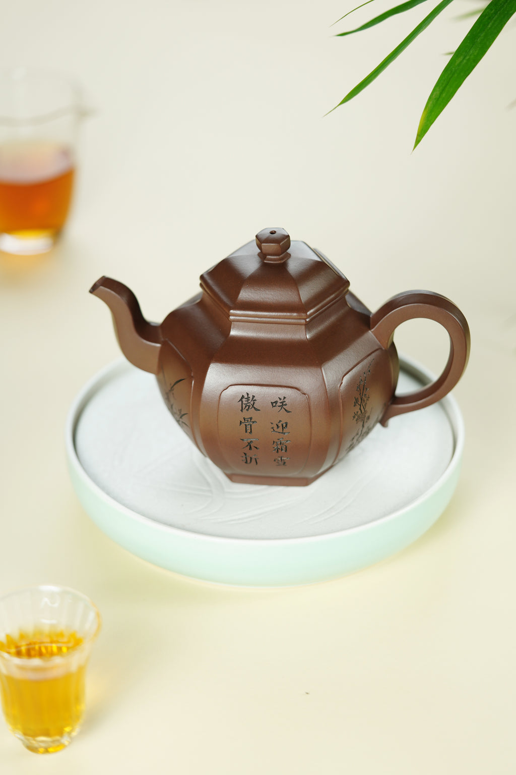范大生嫡脉｜范秀芳制 范伟群装饰｜双省大师联诀紫砂臻品《六方宫灯壶》——原矿优质紫泥·550cc