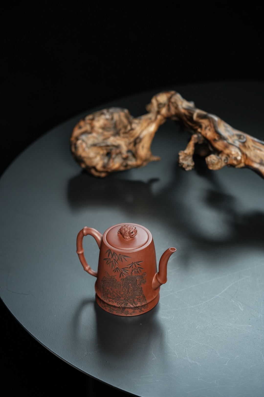 储立之大师传世典藏重器《竹节蟾钮壶》——原矿优质 紫泥·280cc ——江苏省工艺美术大师·储立之 之作