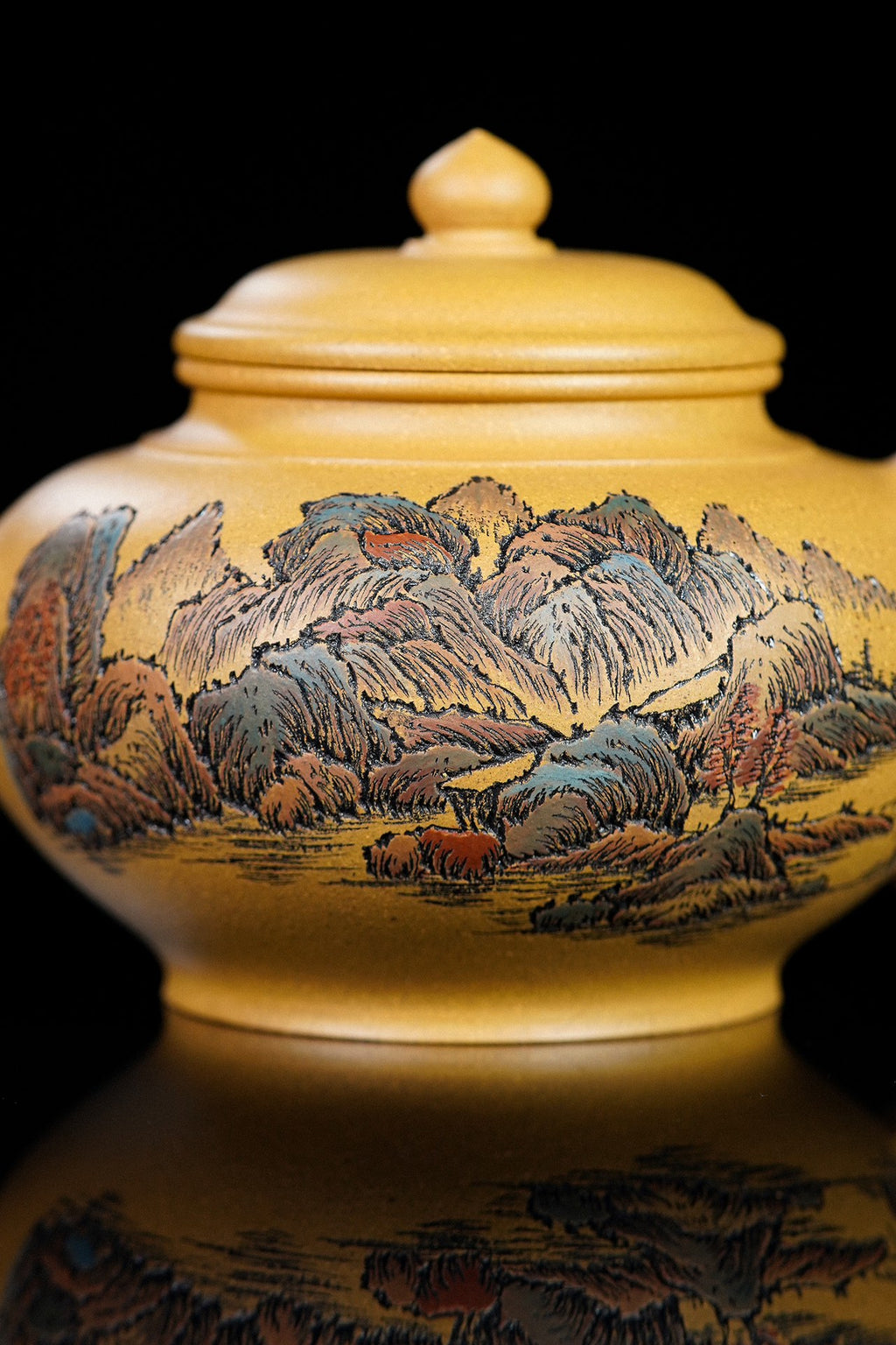 紫砂界彩刻山水第一人·李峰巅峰臻品《笑樱壶》——原矿优质黄金段·280cc ——著名紫砂彩刻艺术家·李峰亲工