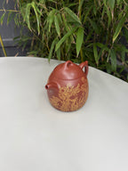 邱爽×邱玉林双大师联袂【秦权·五路财神】——原矿优质底槽清·350cc ——江苏省级大师·邱爽 亲制 ——中国陶瓷艺术大师·邱玉林 装饰