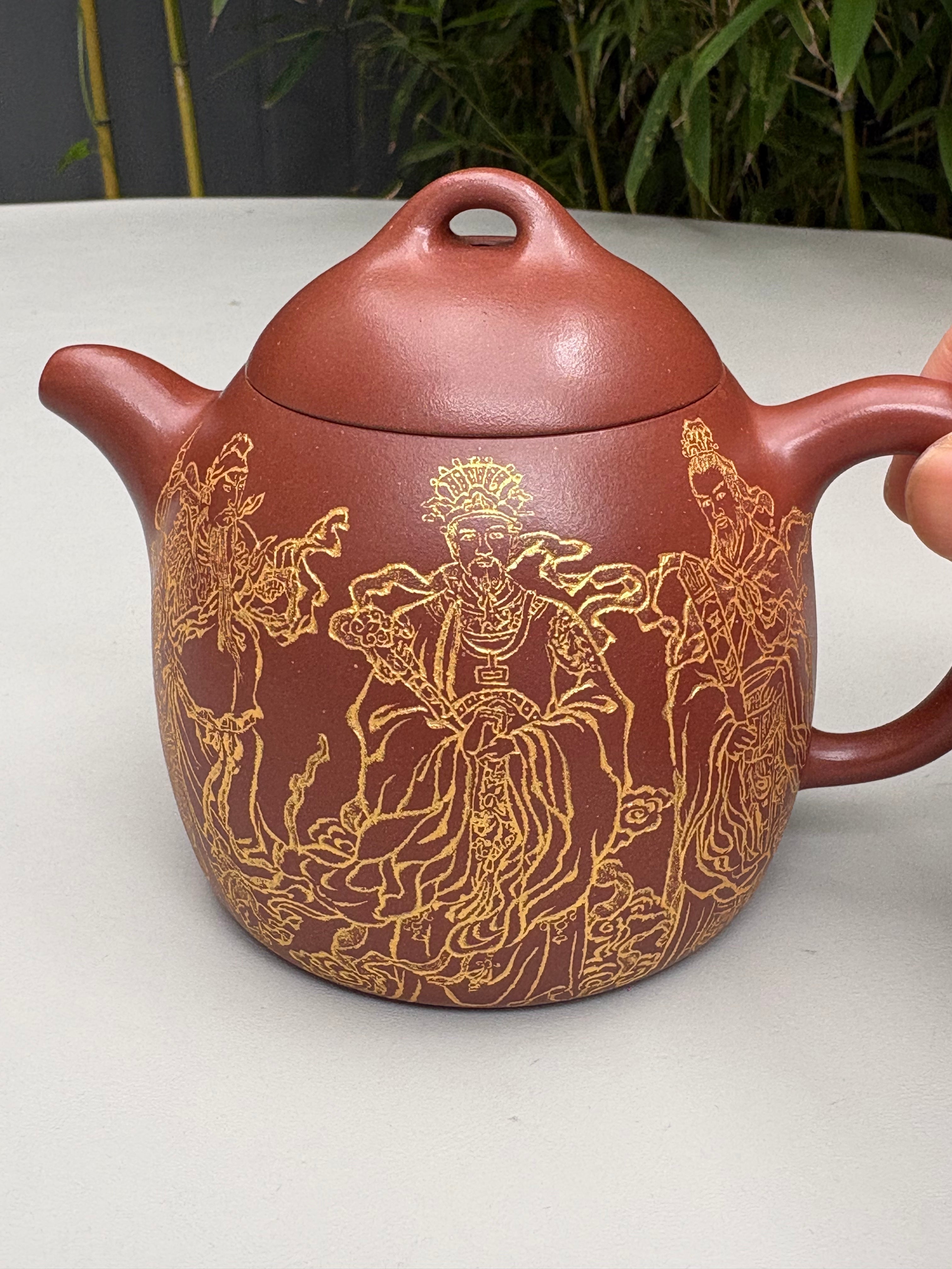 邱爽×邱玉林双大师联袂【秦权·五路财神】——原矿优质底槽清·350cc ——江苏省级大师·邱爽 亲制 ——中国陶瓷艺术大师·邱玉林 装饰