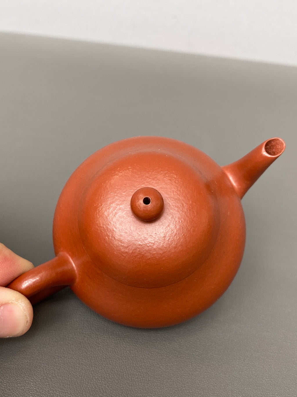 范泽锋高徒·邱爽紫砂潜力重器《梨形壶》——原矿优质粗砂朱泥·70cc ——江苏省级大师·邱爽 亲制