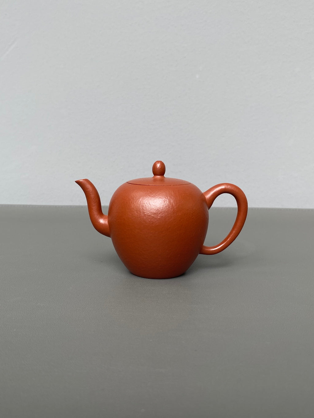 范泽锋高徒·邱爽紫砂潜力重器《美人肩壶》——原矿优质粗砂朱泥·100cc ——江苏省级大师·邱爽 亲制