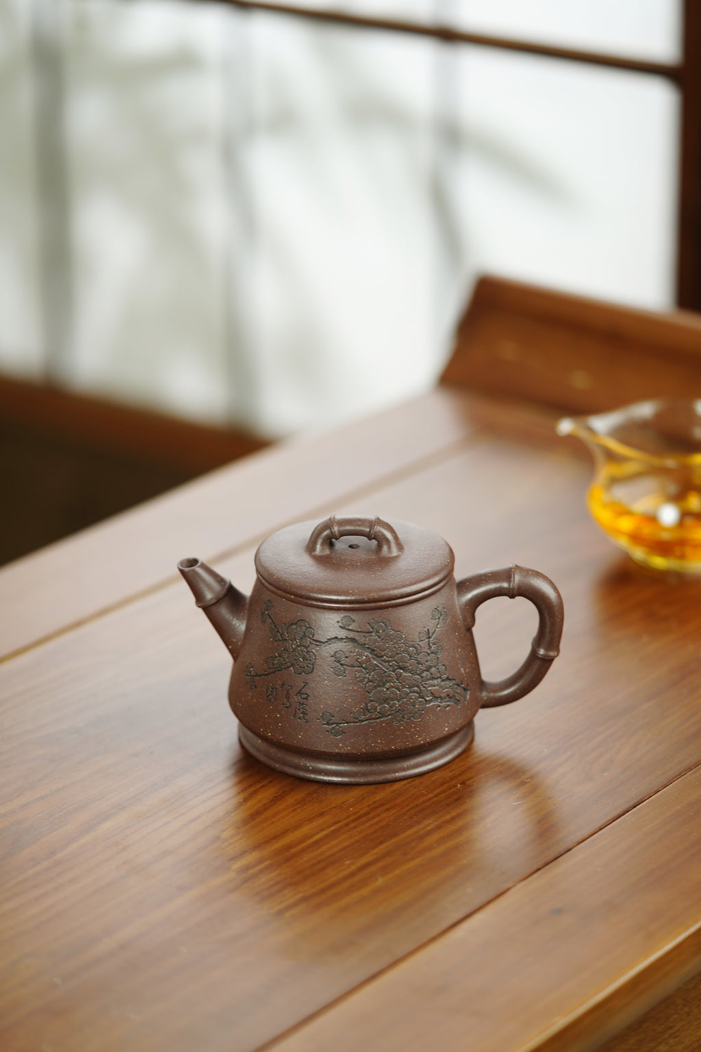 陈宏林大师传世巅峰臻品【高六方壶】业界标杆· ——原矿优质松华青段·420cc ——紫砂山水陶刻天花板·陈宏林亲工