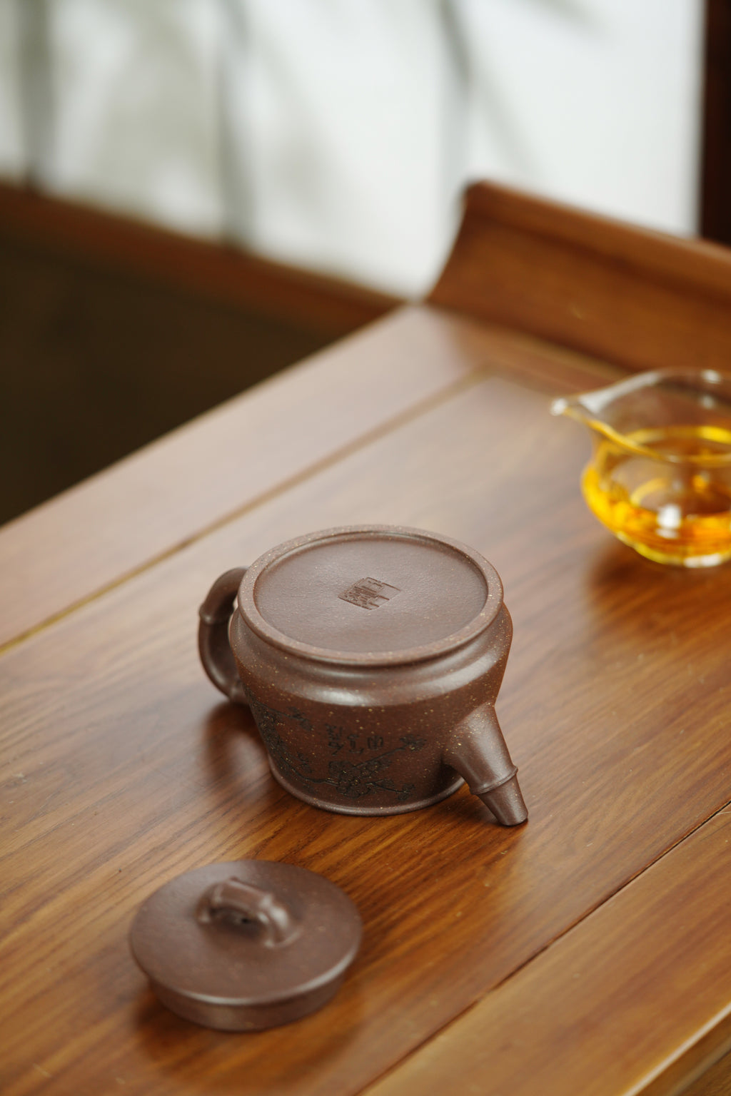 陈宏林大师传世巅峰臻品【高六方壶】业界标杆· ——原矿优质松华青段·420cc ——紫砂山水陶刻天花板·陈宏林亲工