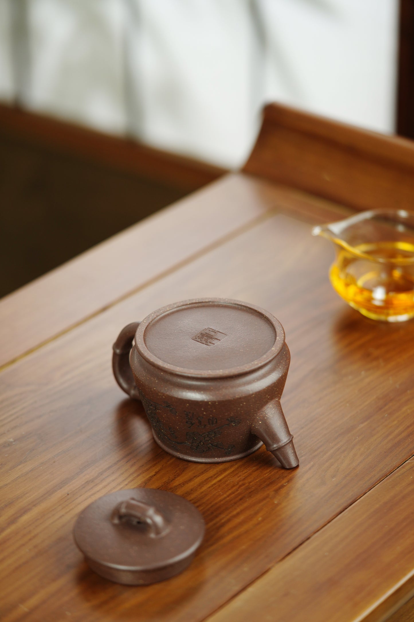 陈宏林大师传世巅峰臻品【高六方壶】业界标杆· ——原矿优质松华青段·420cc ——紫砂山水陶刻天花板·陈宏林亲工