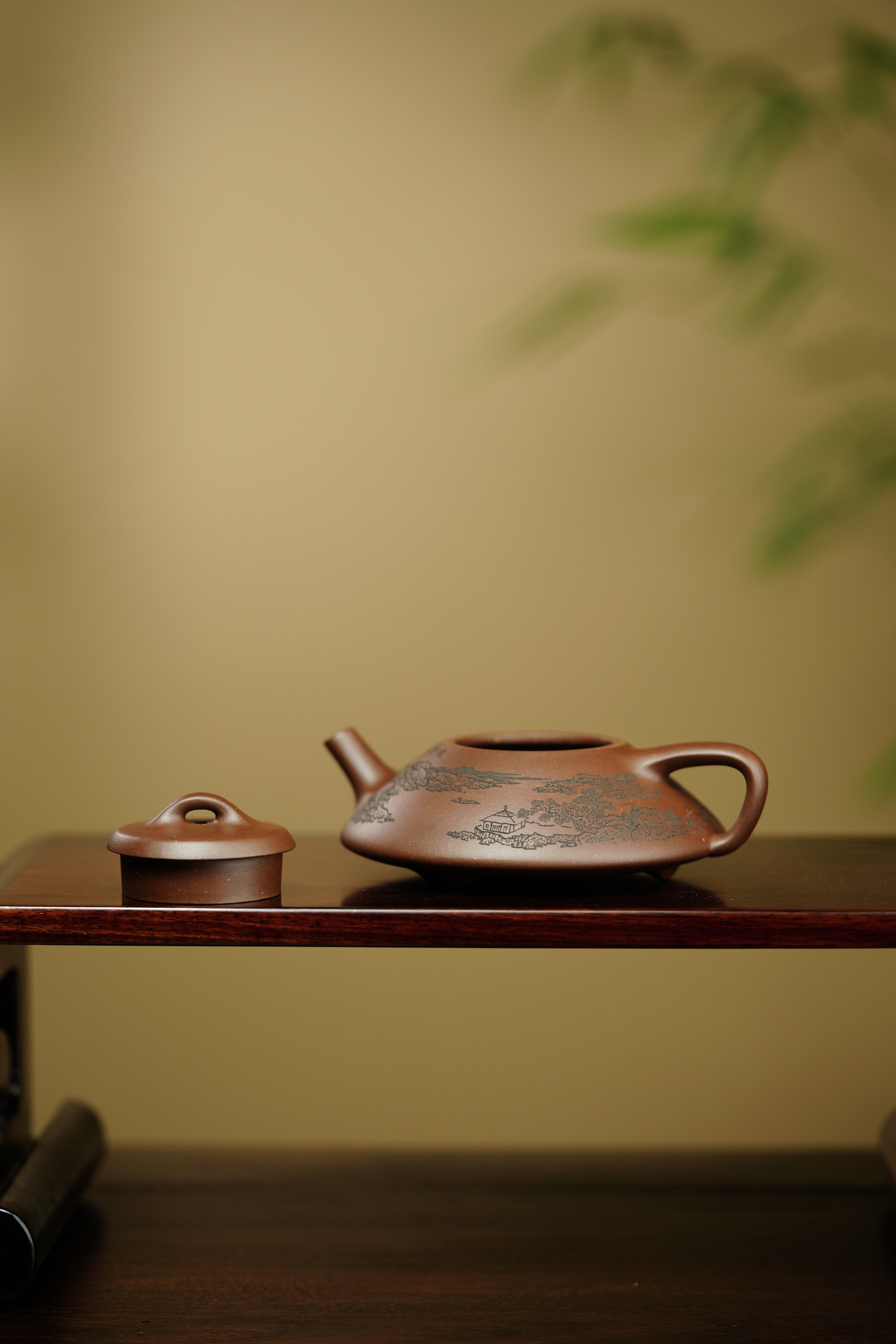 陈宏林大师传世巅峰臻品【合瓢】业界标杆·——原矿优质底槽清，110cc ——紫砂山水陶刻天花板·陈宏林亲工