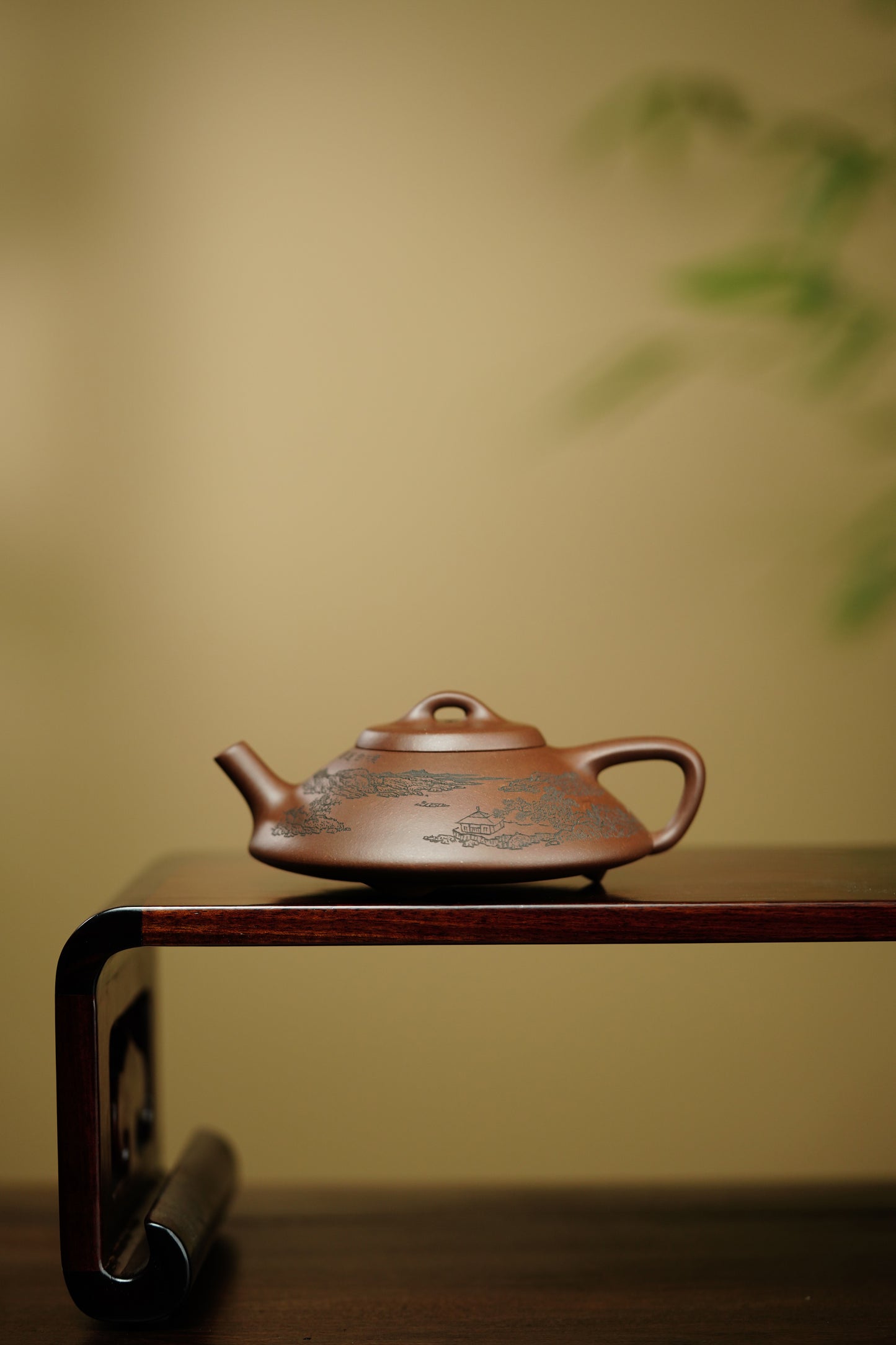 陈宏林大师传世巅峰臻品【合瓢】业界标杆·——原矿优质底槽清，110cc ——紫砂山水陶刻天花板·陈宏林亲工