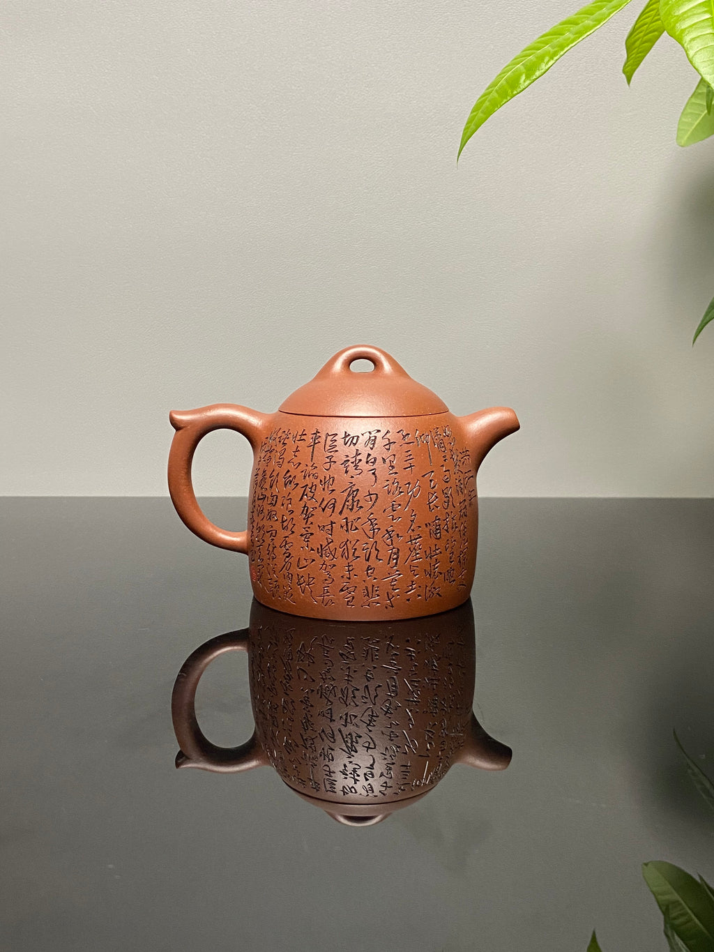 杨喜雨大师顶流臻品《秦权壶》形神兼备·礼藏双宜·传世重器！  ——原矿优质底槽清·260cc ——紫砂刻绘全能艺术名家·杨喜雨 亲工